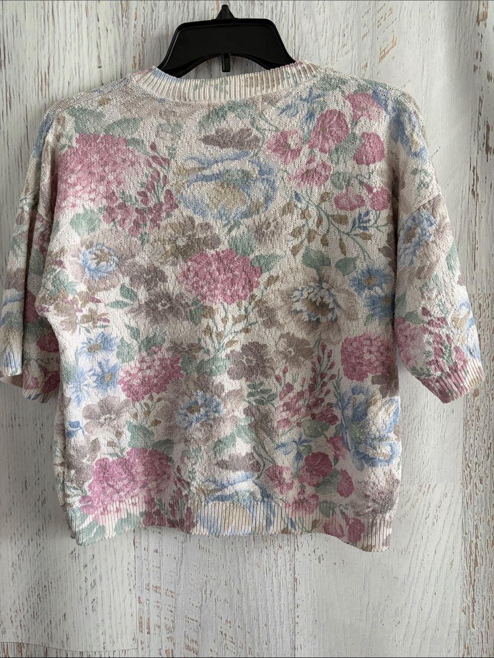 United States Sweaters vintage floral boxy fit light knit short sleeve sweater - Picture 4 of 4